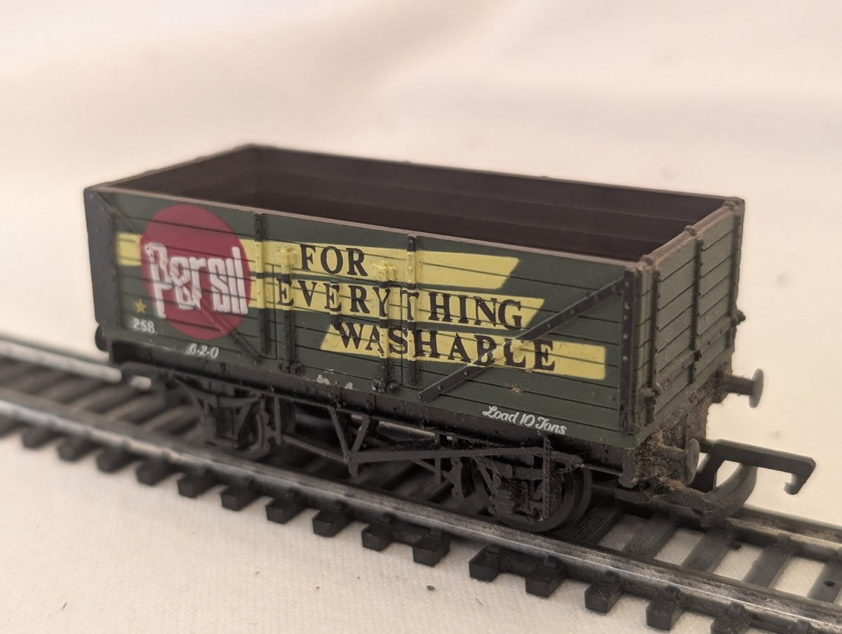 Mainline 37-128 OO Gauge 7 Plank Wagon “Persil”