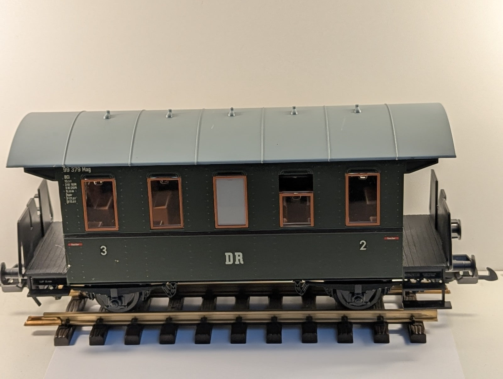 PIKO 37926 G Scale DR Passenger Coach 2nd Class