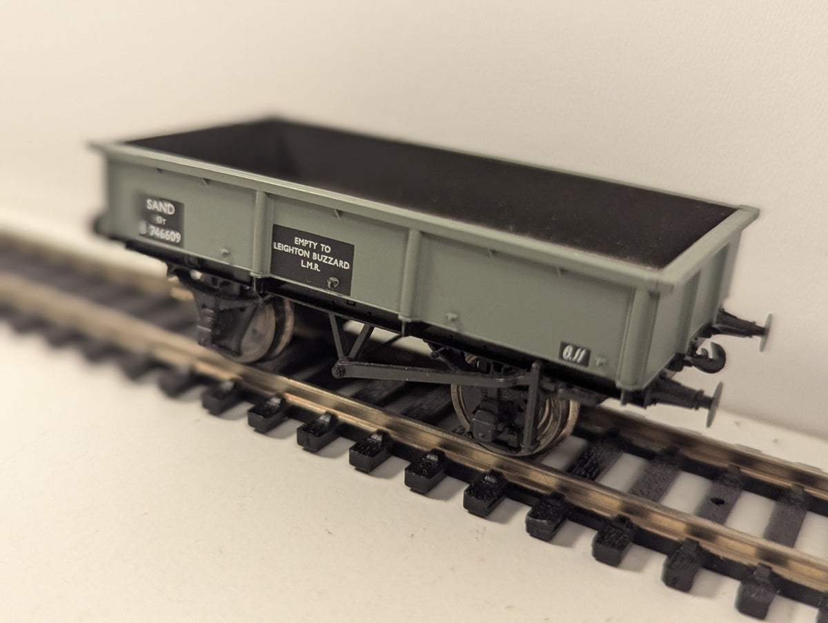 Bachmann OO Gauge 13T Steel Sand Tippler Wagon BR Grey