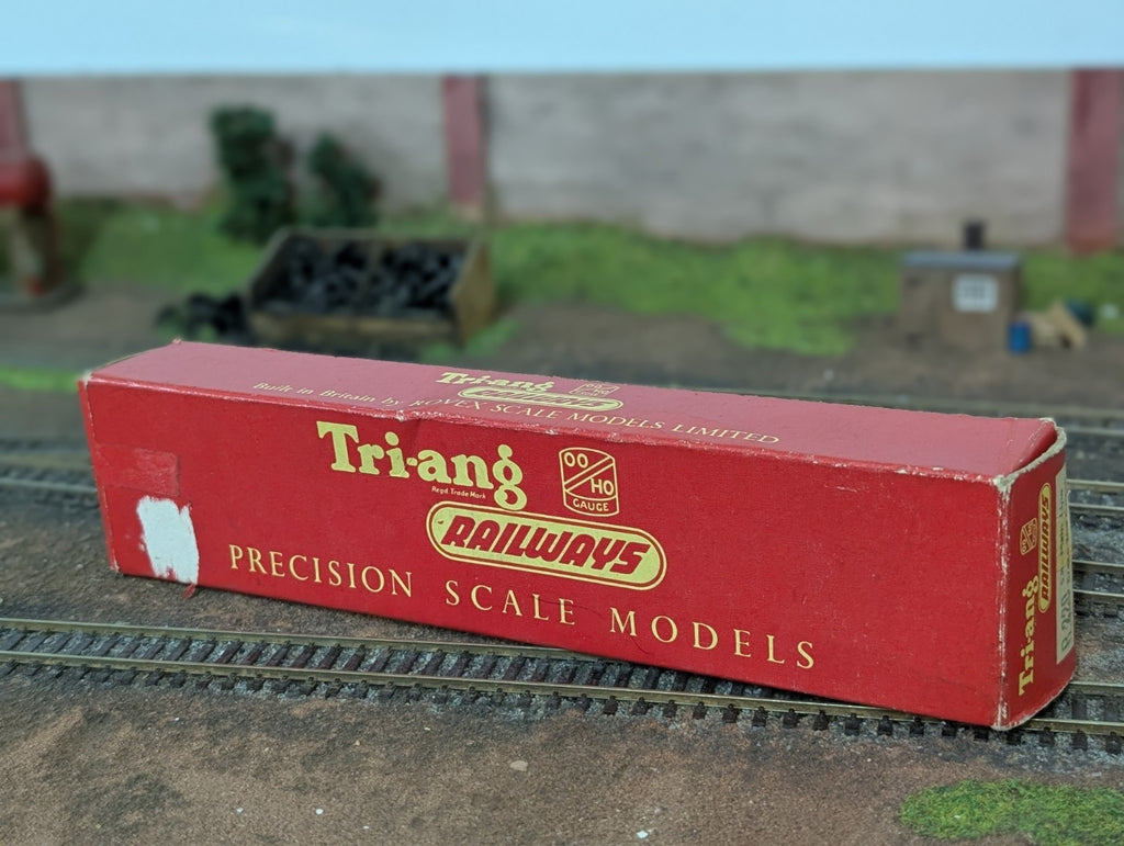 Tri-ang R220 S34245 Southern Region BR Main Line Brake 2nd Coach Green OO Gauge