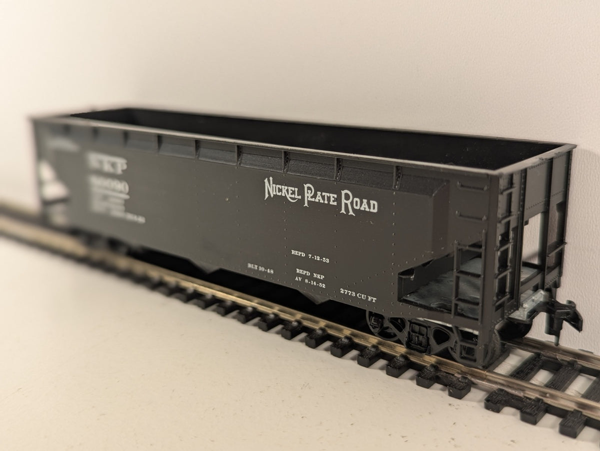 Athearn HO Gauge Nickel Plate Road 3-Bay Hopper Wagon