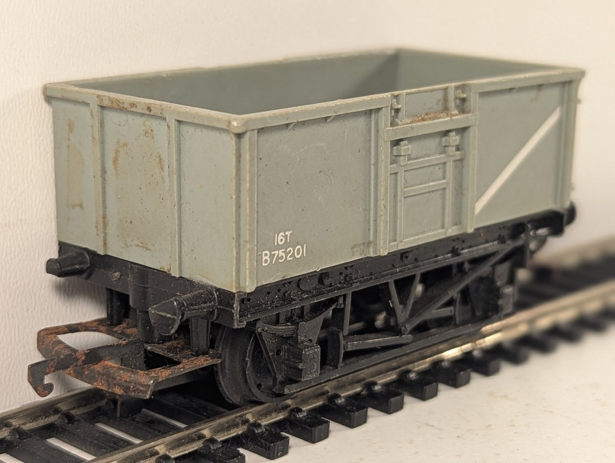 Tri-ang OO Gauge 16-Ton Steel Mineral Wagon Goods Wagon B75201 BR Grey R12