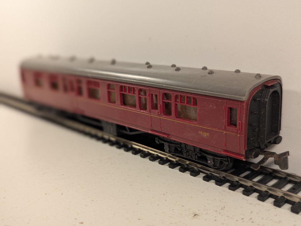Jouef HO Gauge BR First Class Corridor Coach Passenger Coach 15100 BR Maroon