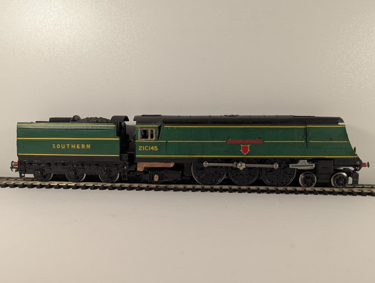 Triang OO Gauge Bulleid West Country Class 4-6-2 'Ottery St. Mary'