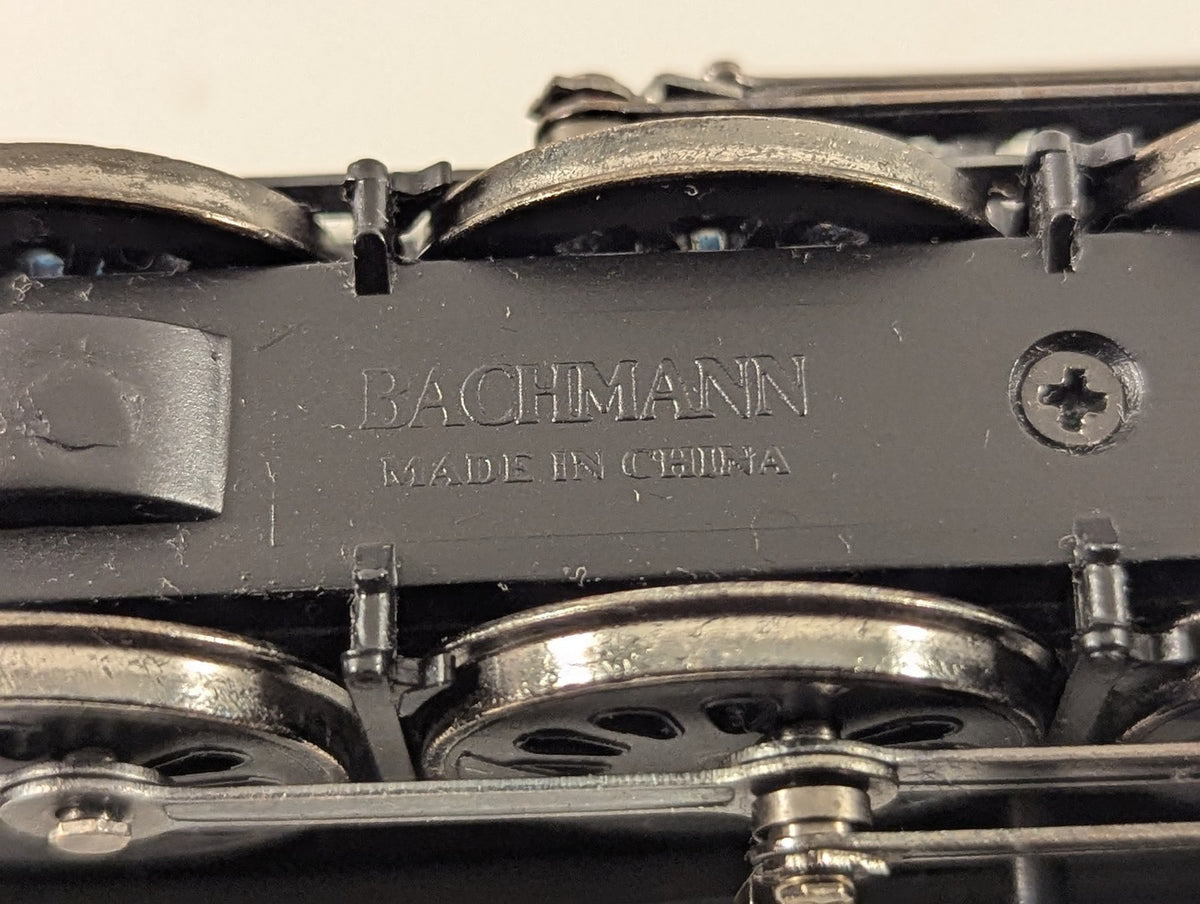 Bachmann HO Gauge 4-8-4 Northern Steam Locomotive 806