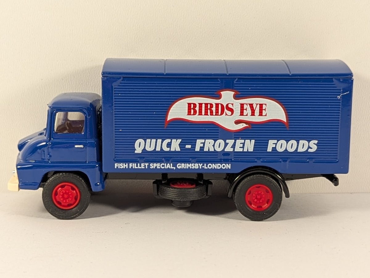Vanguards 1:64 Ford Thames Trader Van – Birds Eye Livery