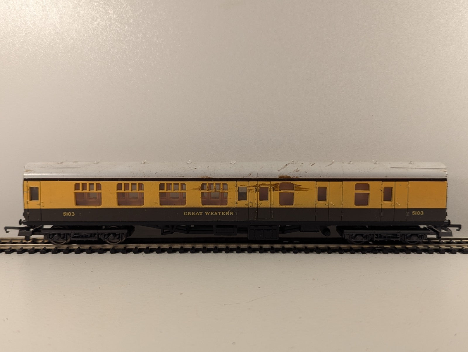 Lima OO Gauge GWR Mk1 Brake Second Corridor Coach