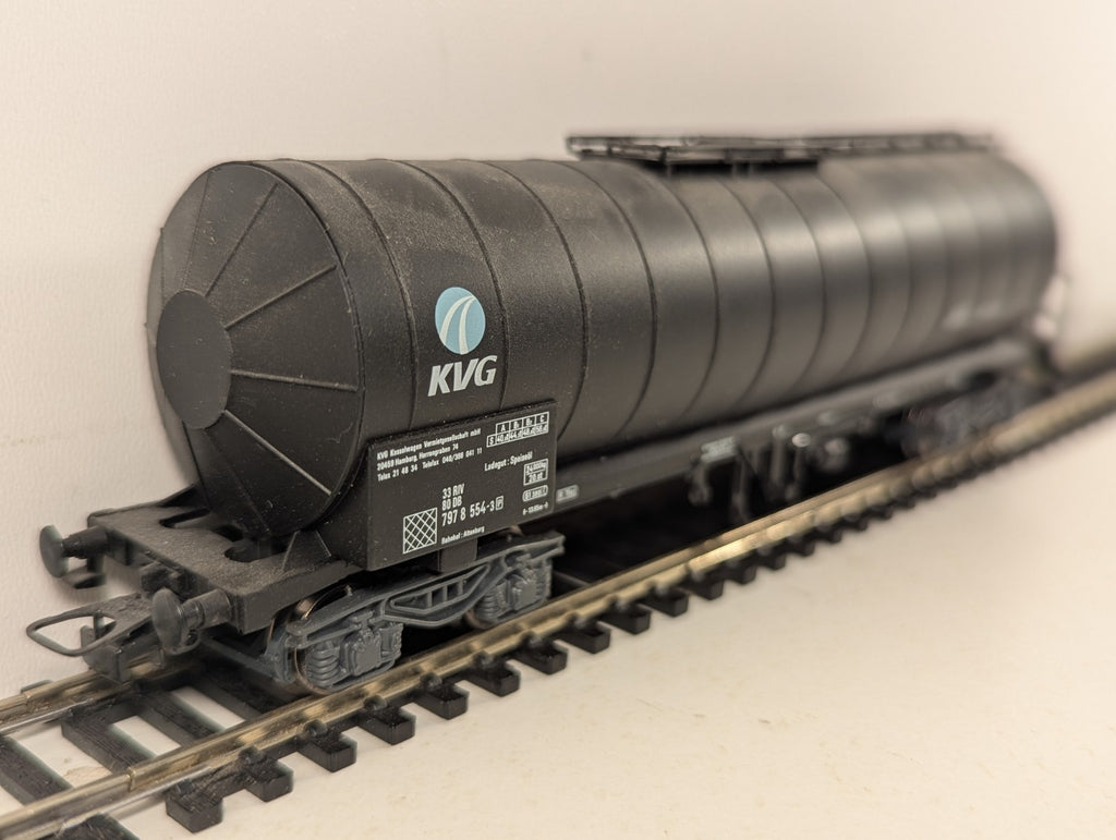 Jouef HO Gauge Citerne KVG Tank Wagon 33 80 797 8 554-3 KVG Black 6