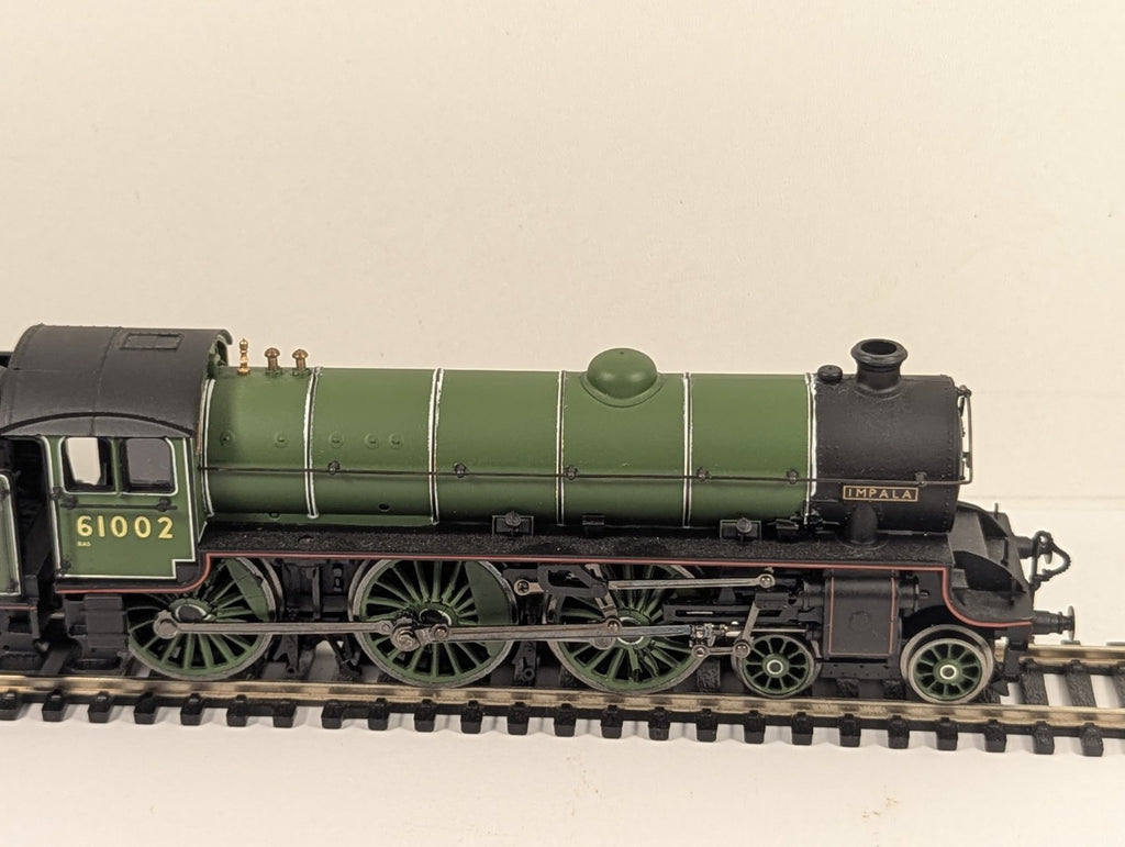 Bachmann 31-702 OO Gauge Thompson B1 61002 Impala BR Green Non-Runner