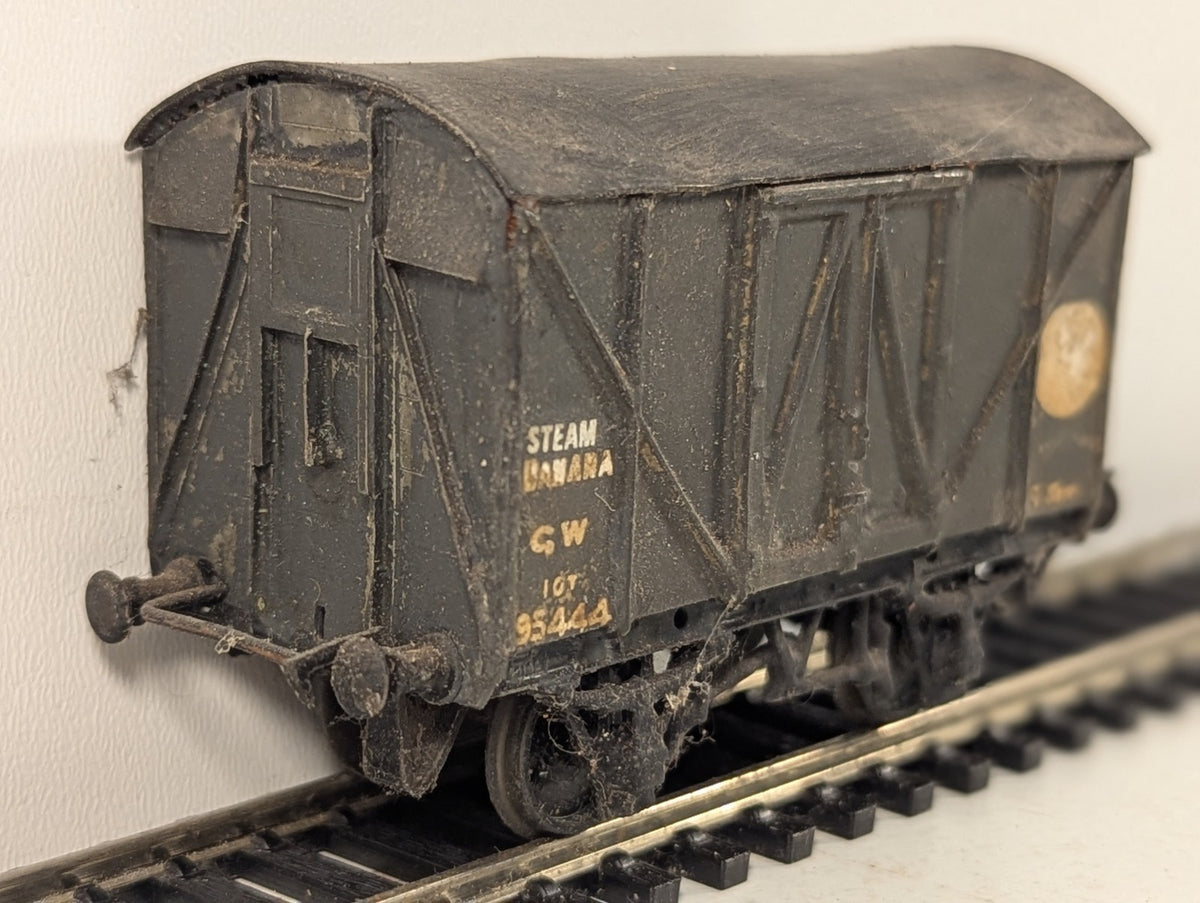Kit Built OO Gauge GWR 10t Steam Banana Van Goods Wagon 95444 GWR Grey