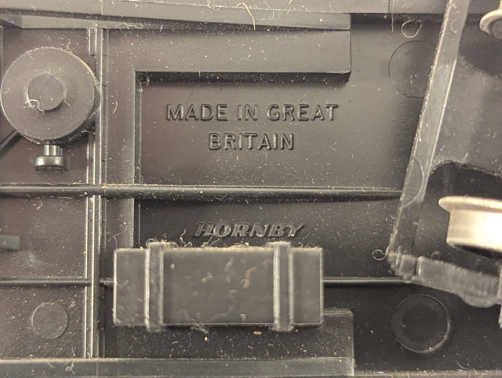 Hornby OO Gauge GWR Collett Brake Third Coach
