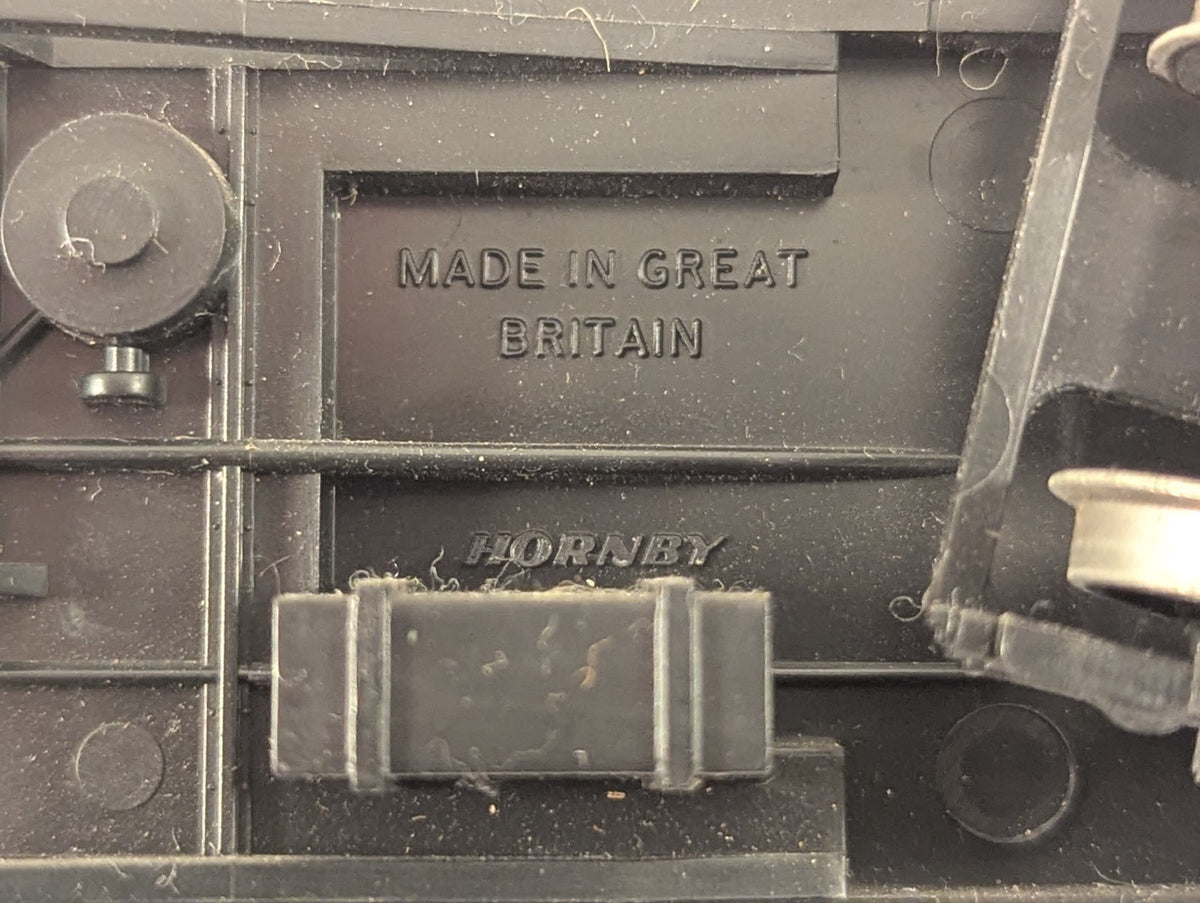 Hornby OO Gauge GWR Collett Brake Third Coach