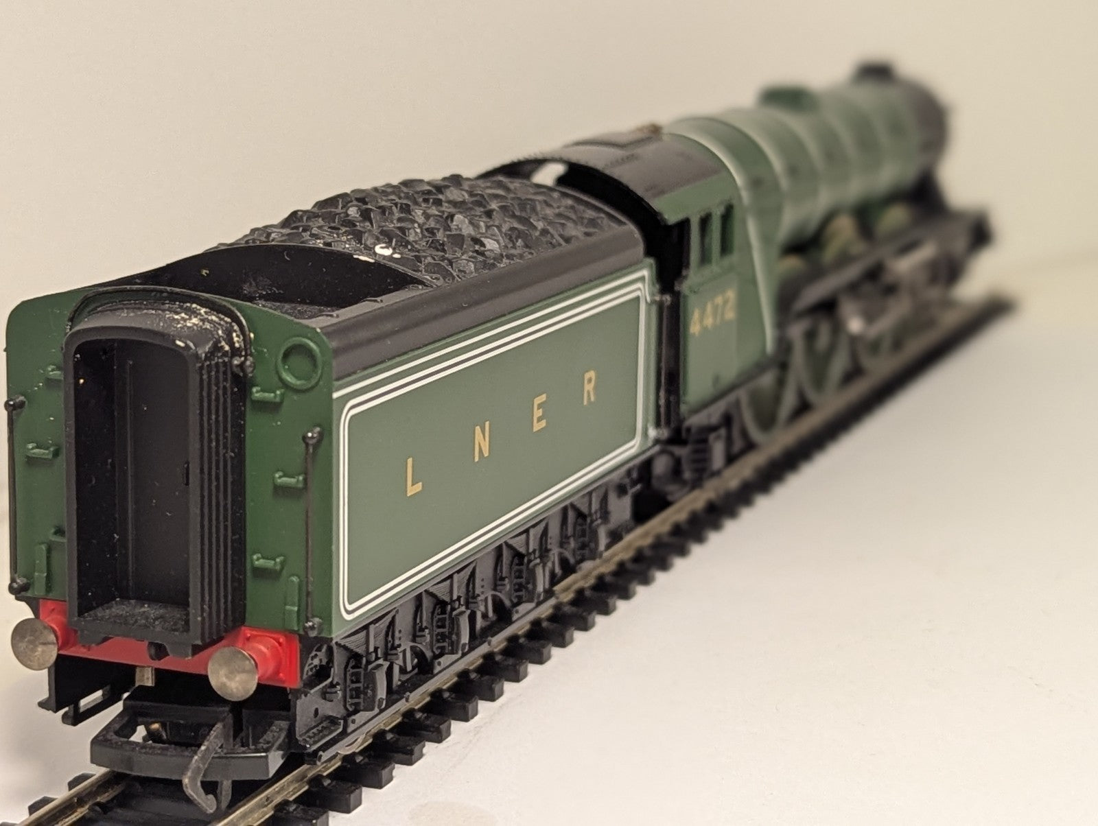 Hornby R098 OO Gauge LNER A3 Flying Scotsman – Missing Front Coupling