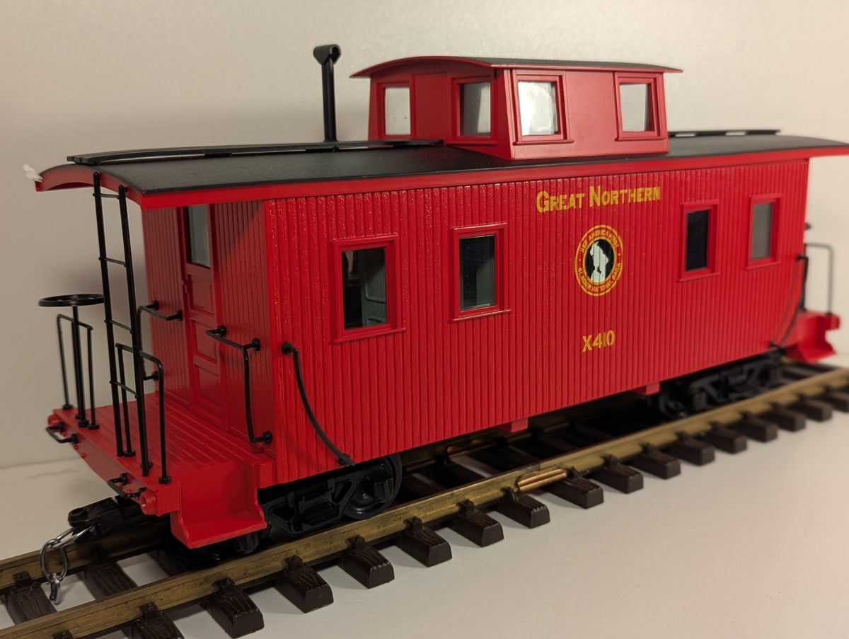 Bachmann 93811 G Scale Great Northern Center Cupola Wood Caboose