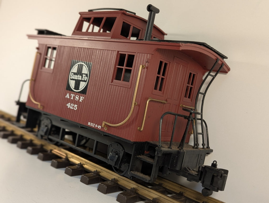 Bachmann G Scale Santa Fe ATSF 425 Bobber Caboose – Mixed Couplers