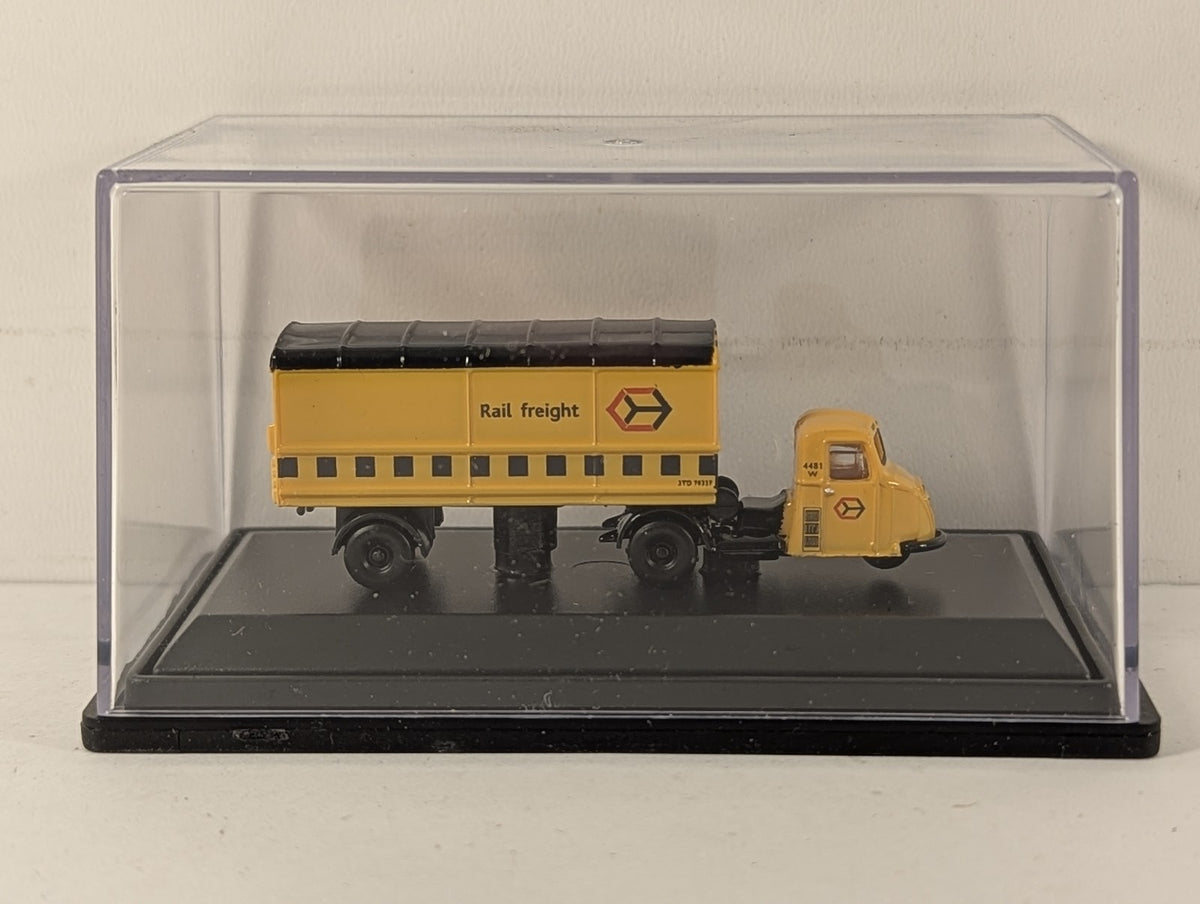 Oxford Diecast N Gauge Scammell Scarab Van Trailer Die-cast Model Truck DLB 245