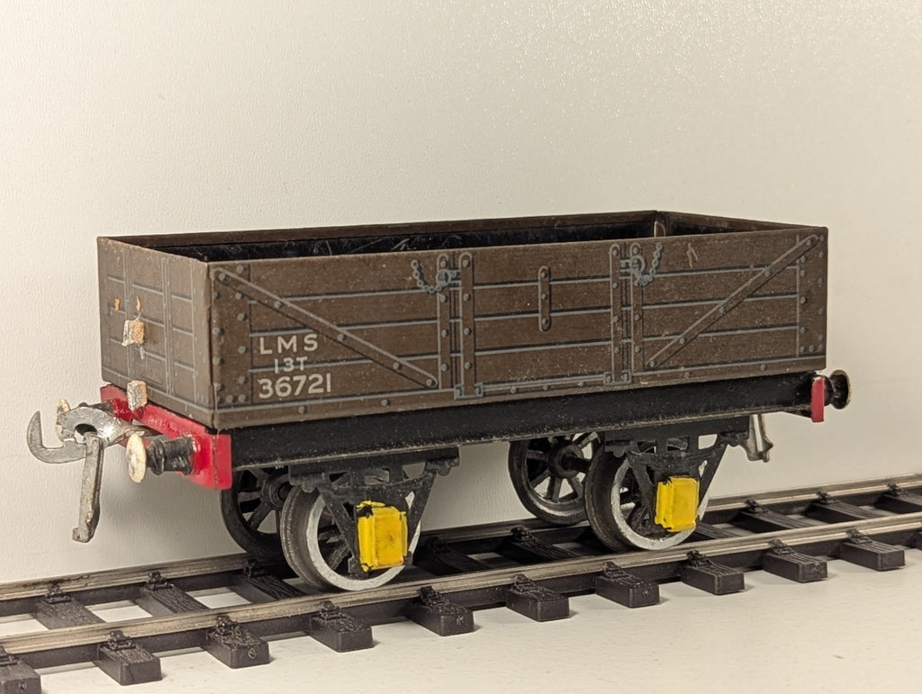 Hornby O Gauge Tinplate LMS 5 Plank Open Wagon Brown - Repainted Axle Box
