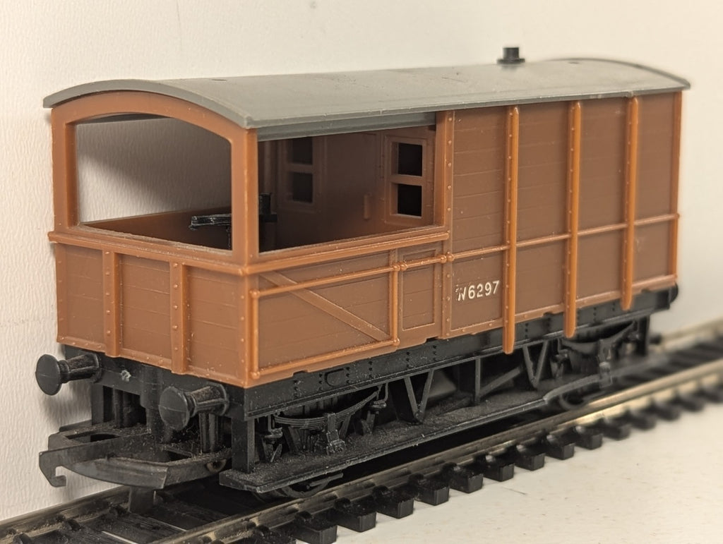 Tri-ang OO Gauge GWR Toad Brake Van Goods Wagon W6297 BR WR Brown