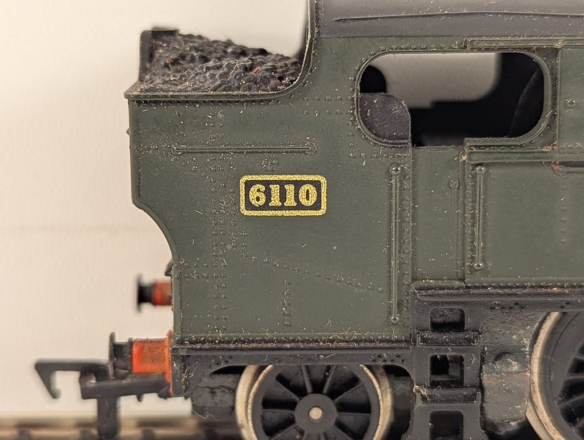 Airfix OO Gauge GWR 61xx Class Large Prairie Steam Locomotive 6110 GWR Green