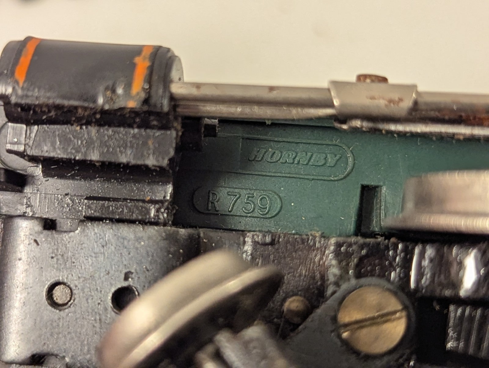Close up of Hornby OO Gauge GWR Class 4900 Albert Hall steam locomotive chassis showing R 759 model number