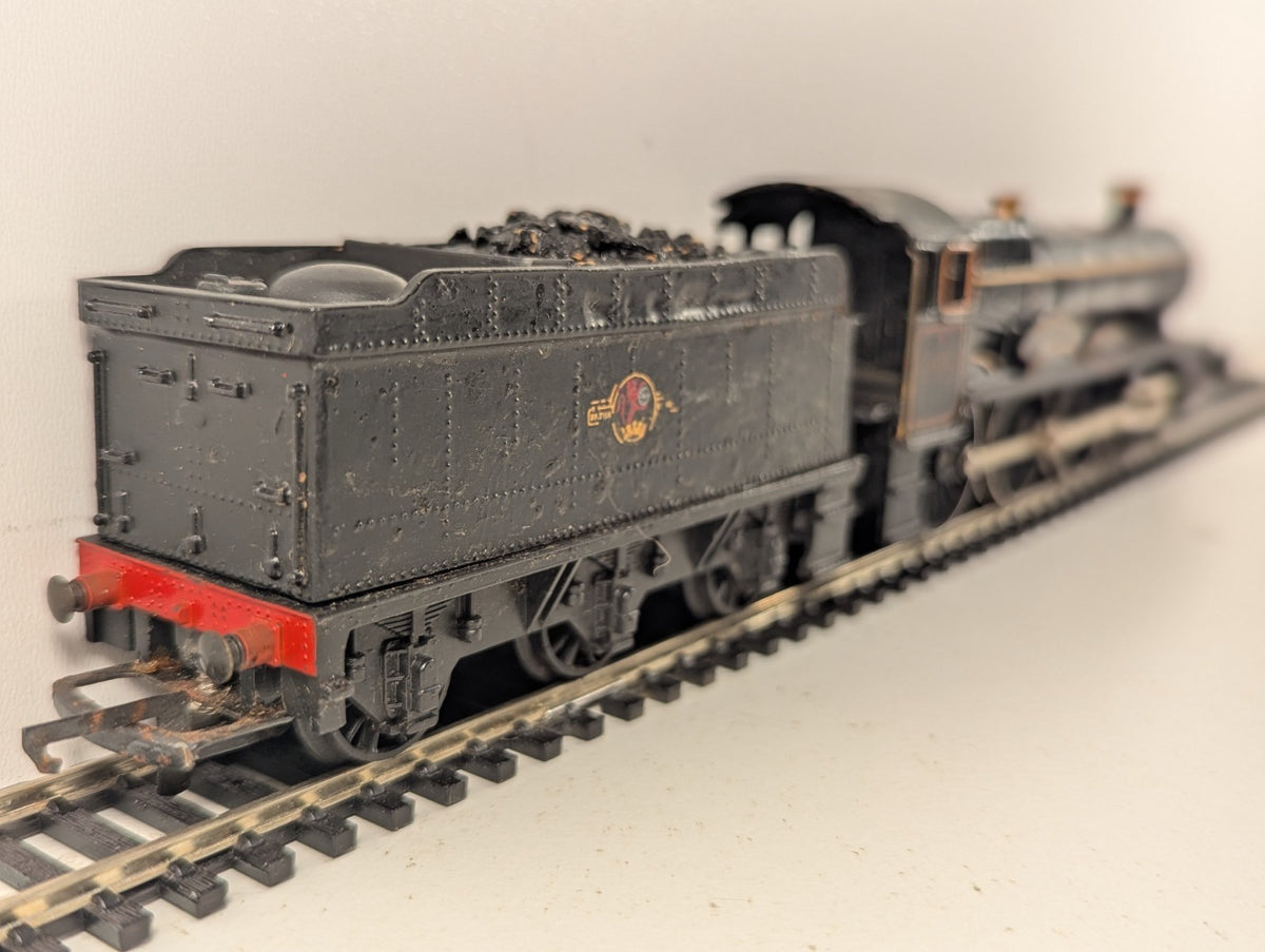 Hornby OO Gauge GWR Class 4900 'Hall' Class 4-6-0 'Kneller Hall'