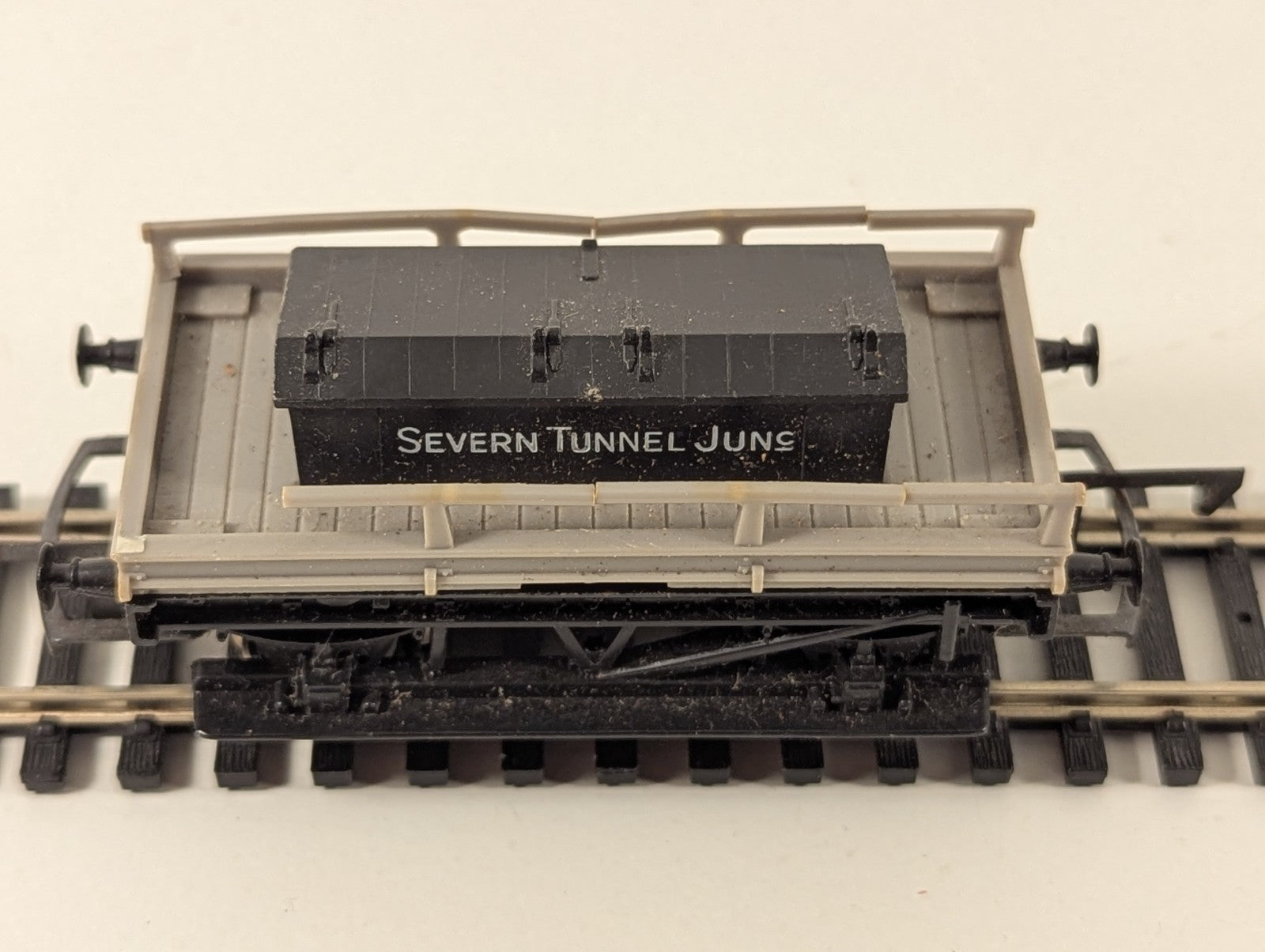 Hornby OO Gauge GWR Shunters Wagon “Severn Tunnel Junction” – Some Damage
