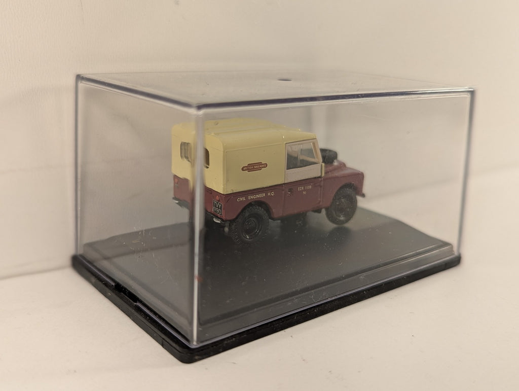 Oxford Diecast 1:76 Scale / OO Gauge Land Rover Series I Hard Top