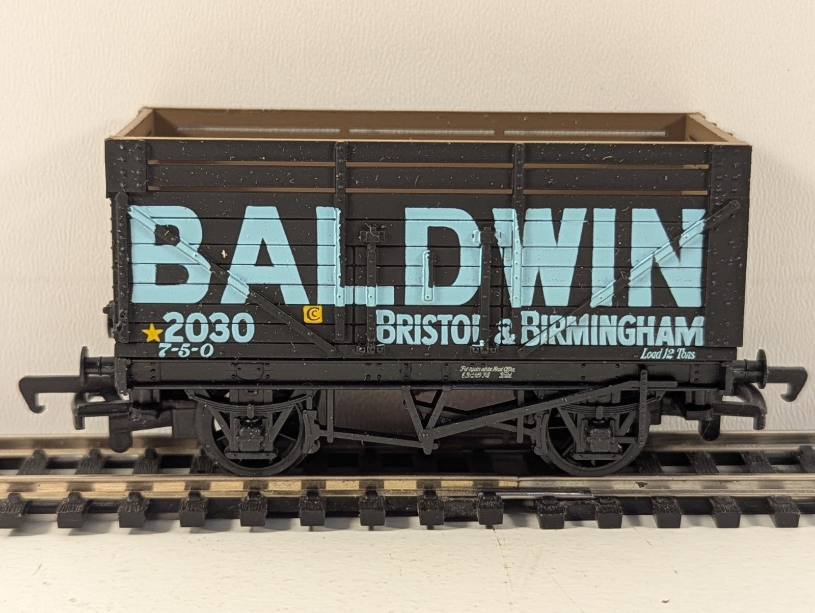 Mainline Railways 37409 OO Gauge Coke Wagon “Baldwin”