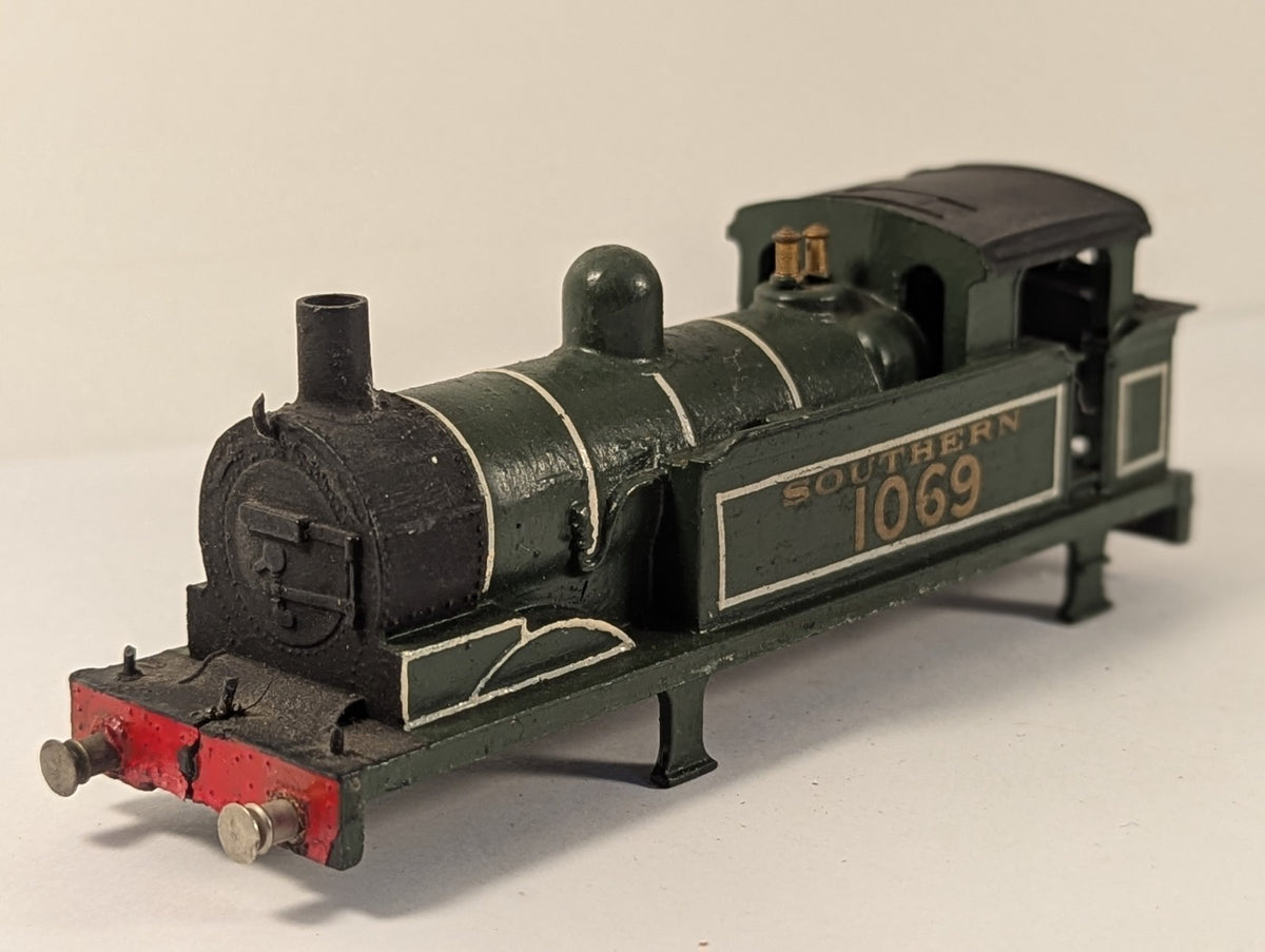 OO Gauge Class R1 0-6-0T Body Shell – Repainted