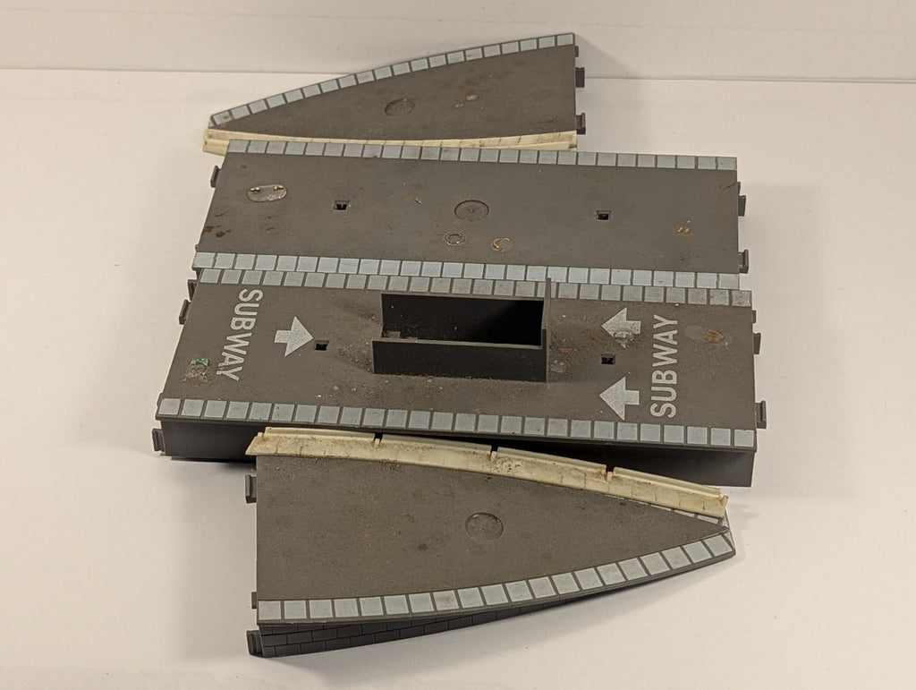 Tri-ang OO Gauge Station Platform Pieces Platform Sections R.460, R.462, R.464