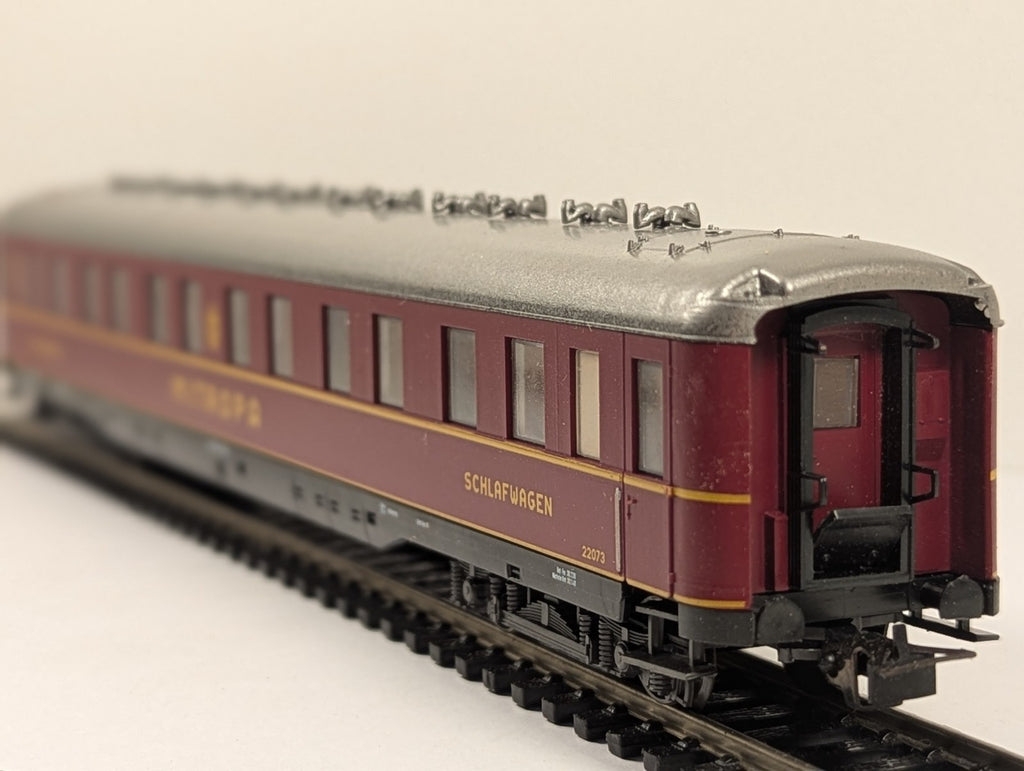 Liliput L382803 HO Gauge MITROPA Sleeping Car
