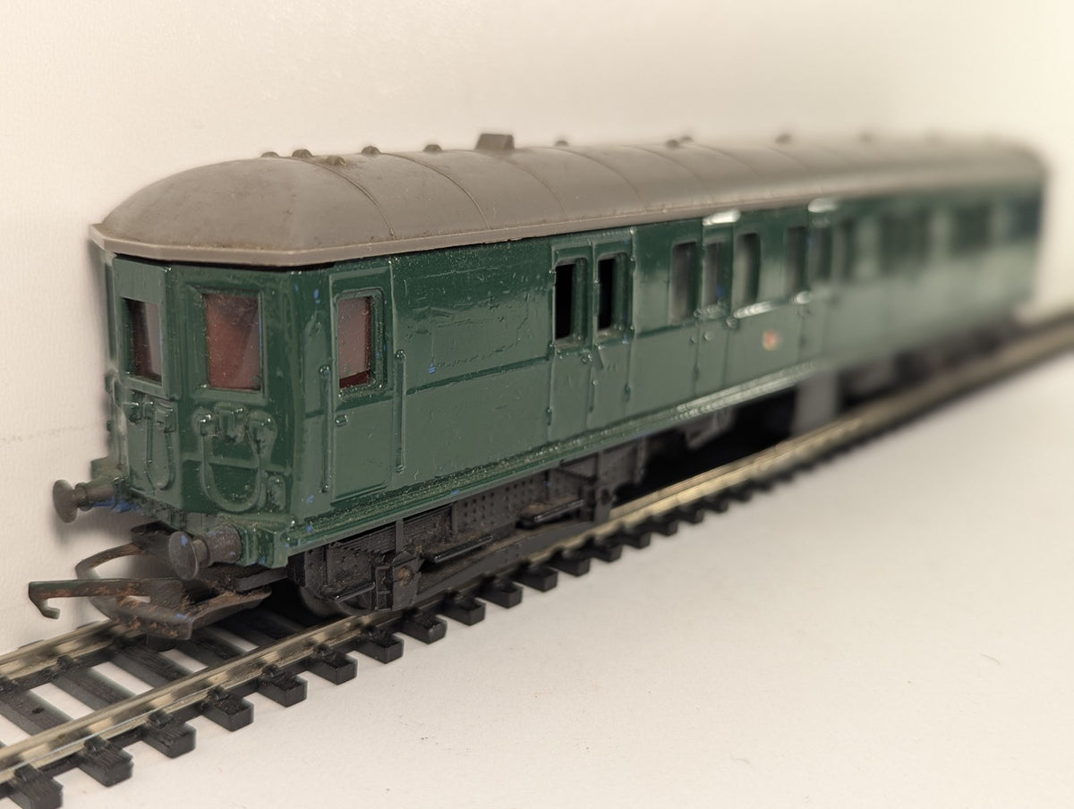 Tri-ang OO Gauge Class 302 EMU Driving Trailer Coach Coaching Stock