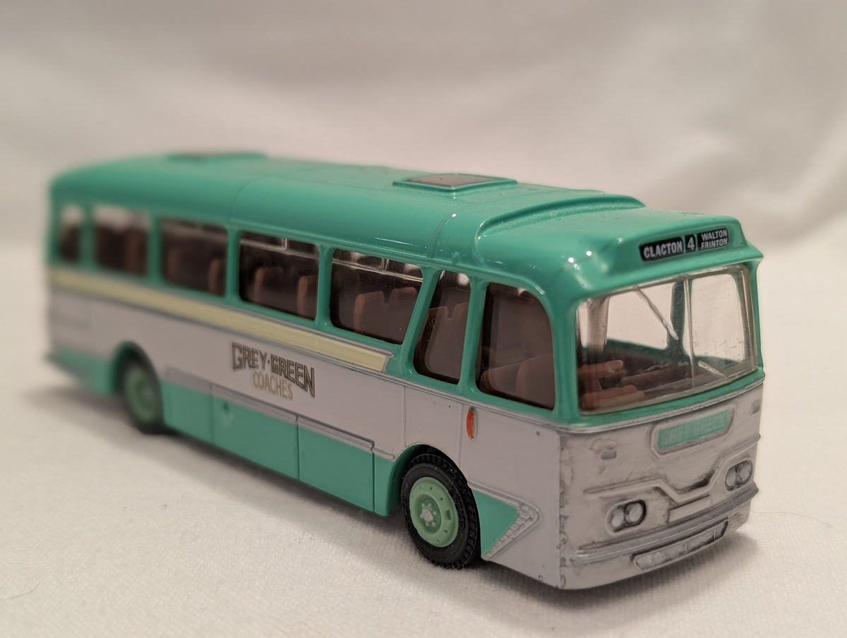 EFE 1:76 Scale Harrington Cavalier Grey-Green Coaches Die-cast Coach
