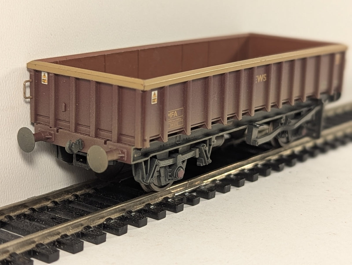 Bachmann OO Gauge MFA Open Ballast Wagon Goods Wagon 391572 EWS 38-120A