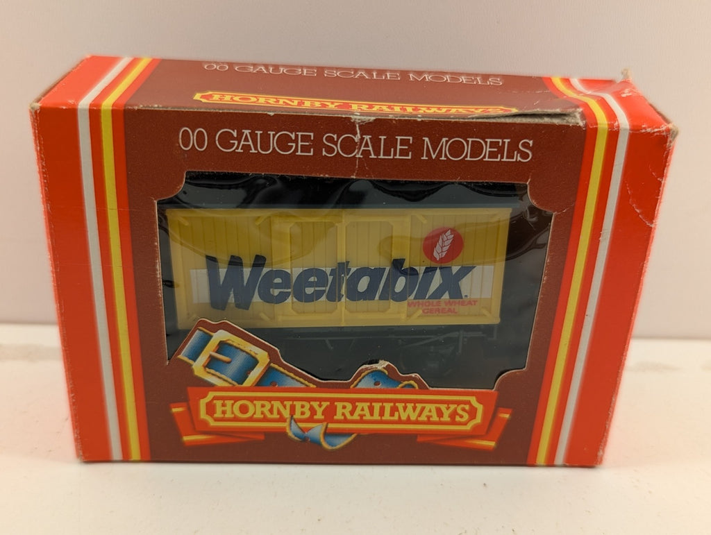 Hornby OO Gauge R728 “Weetabix” Closed Van