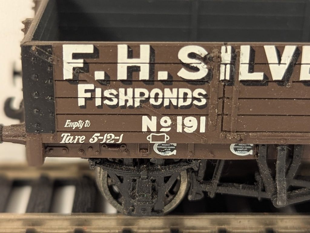Dapol OO Gauge 5 Plank Open Wagon F.H. Silvey & Co Goods Wagon 191