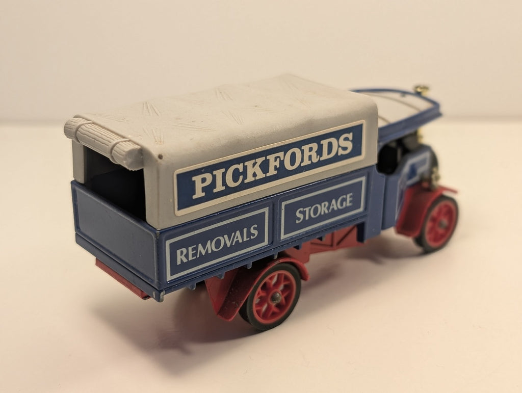 Matchbox Models of Yesteryear Y-27 – 1922 Foden Steam Lorry “Pickfords” Livery
