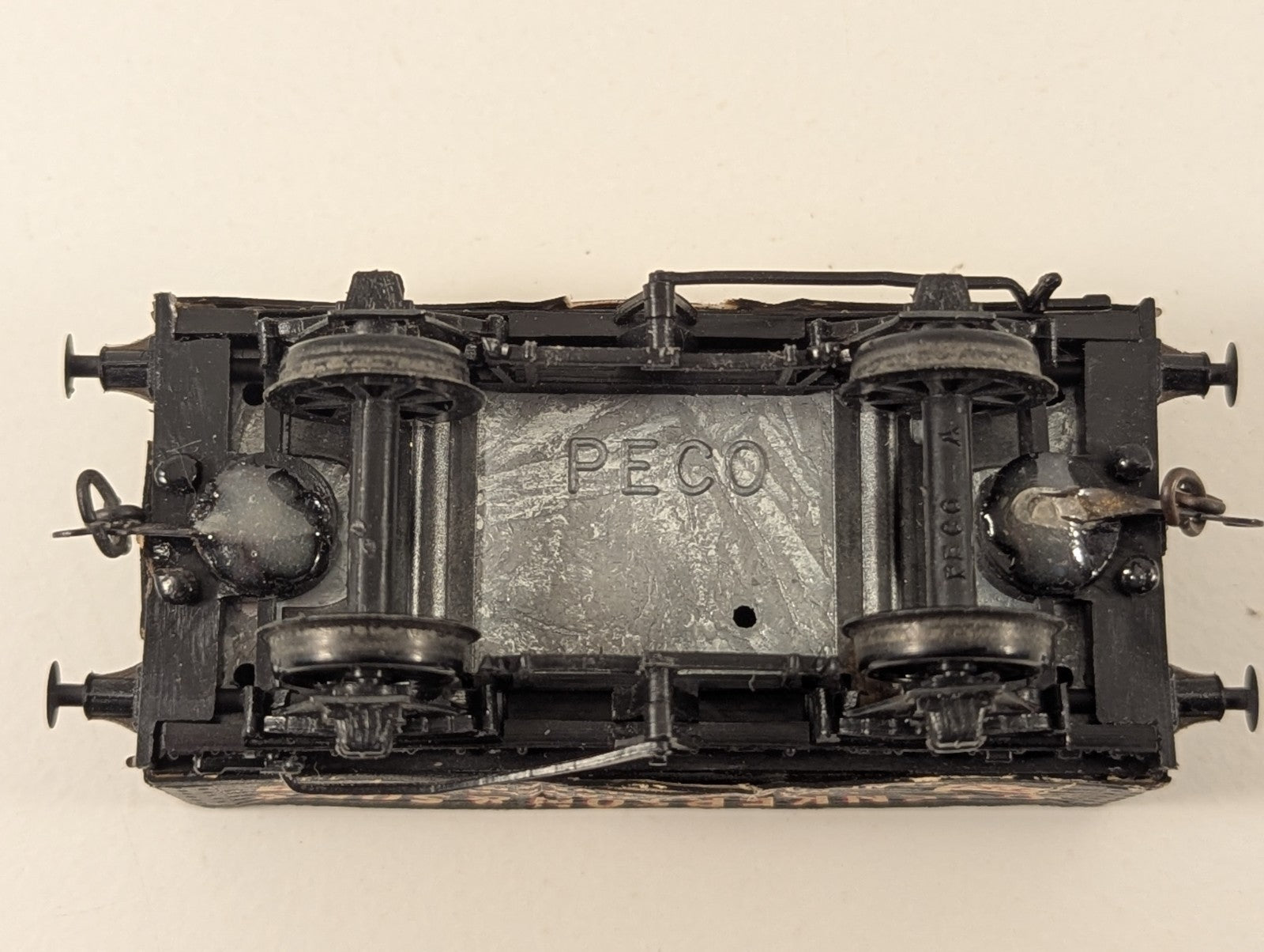 Peco OO Gauge 7 Plank Open