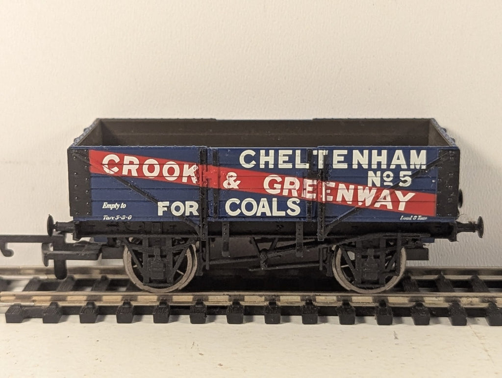 Hornby OO Gauge Crook & Greenway 5 Plank Wagon No. 5 Wagons