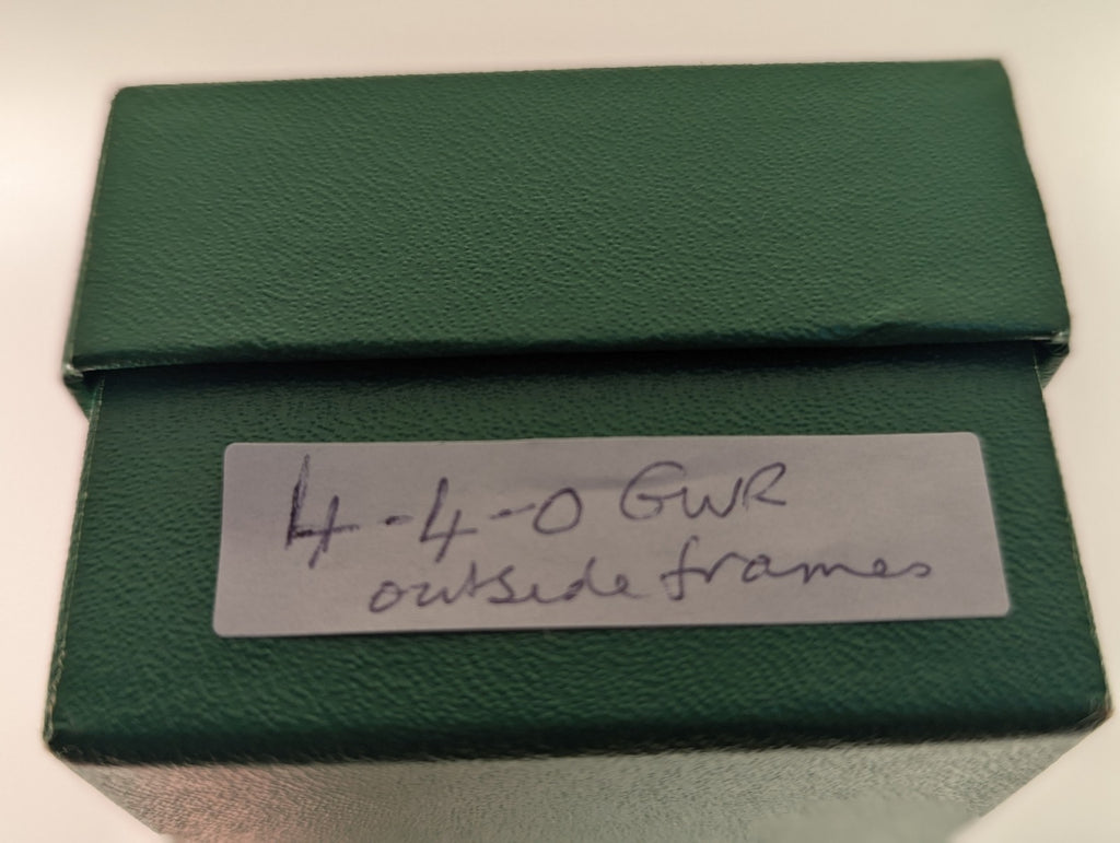 Kitbuilt OO Gauge GWR Outside Frame 4-4-0 Steam Locomotive 4916 GWR Green