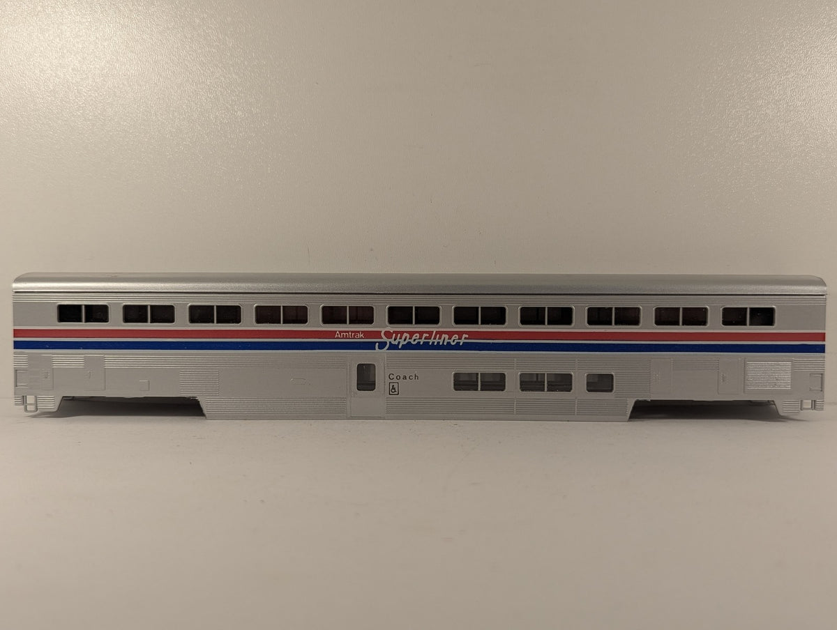 Con-Cor HO Gauge Superliner Coach Car Passenger Coach Amtrak Phase III