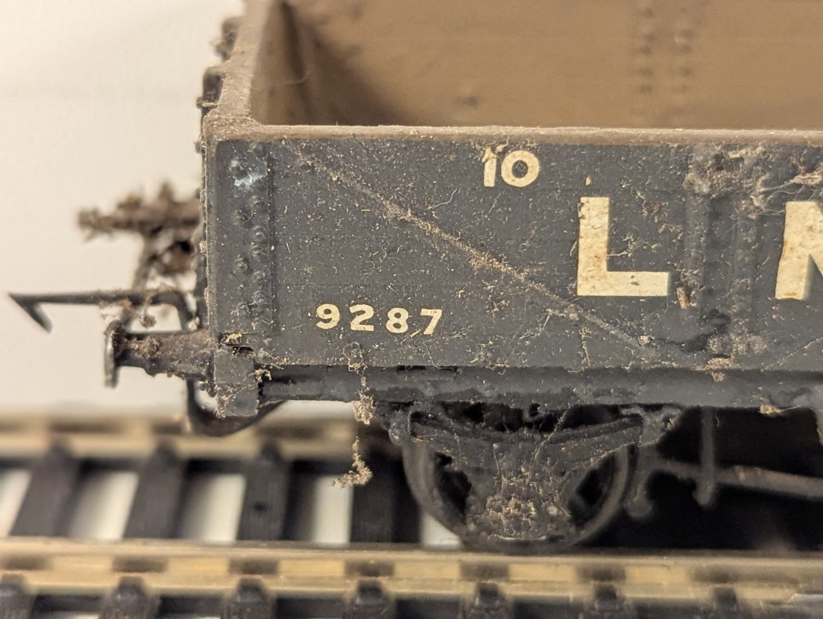 Kitbuilt LNWR 4-Plank Open Wagon 9287 LNWR Grey