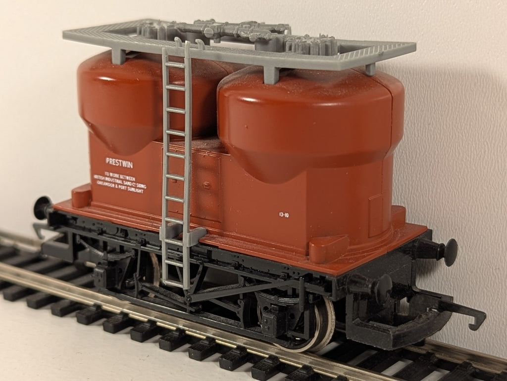Hornby R723 Prestwin Twin Silo Wagon B873001 BR Bauxite OO Gauge
