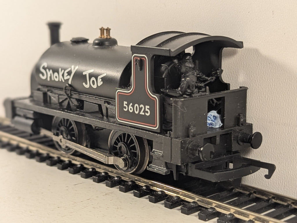 Hornby OO Gauge Class 0F "Smokey Joe" Steam Locomotive 56025 BR Black - Boxed