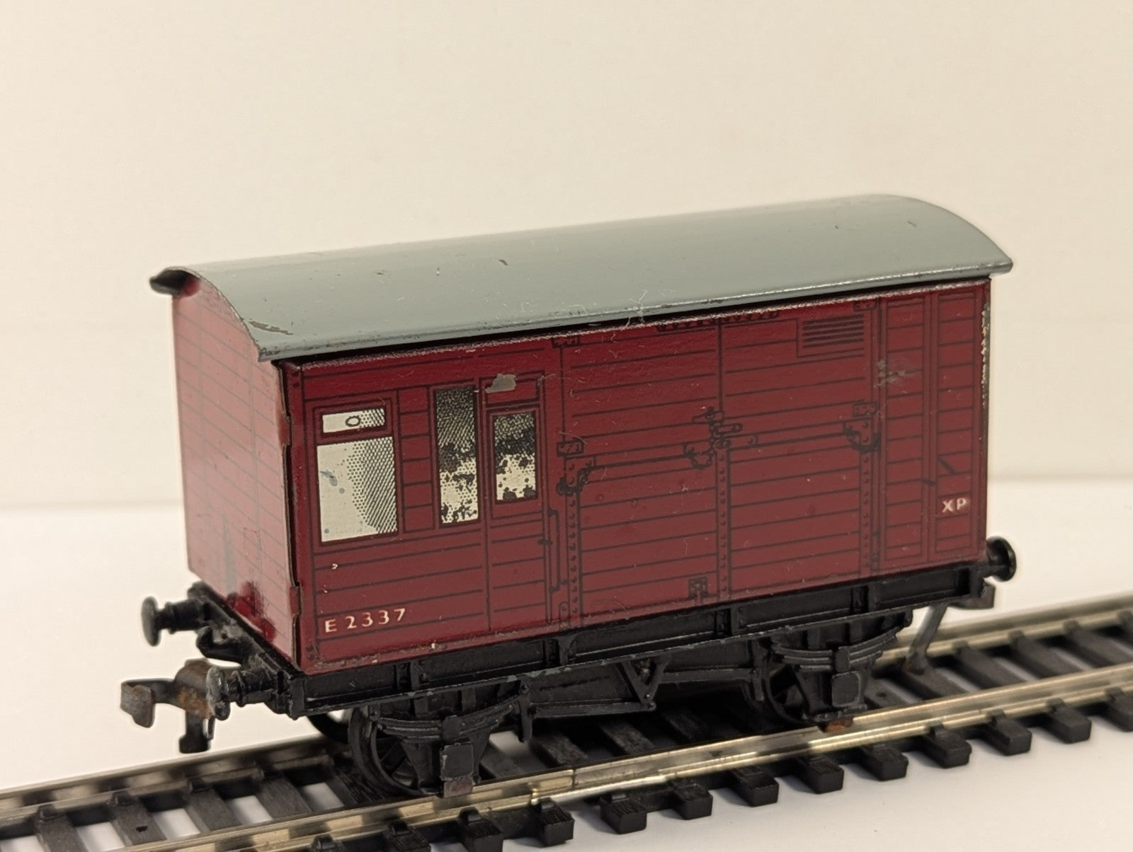 Hornby Dublo OO Gauge Tinplate Horse Box Wagon