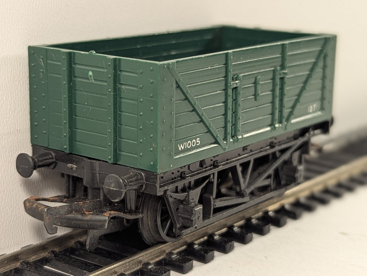 Tri-ang OO Gauge 12 Ton 7 Plank Open Wagon Goods Wagon W1005 BR Green R.10
