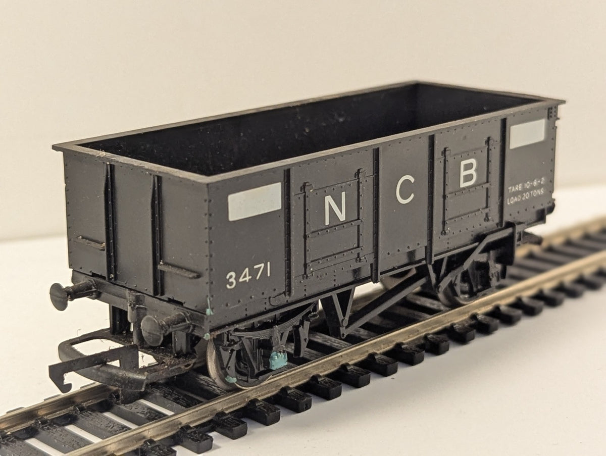 Hornby OO Gauge NCB 20 Ton Steel Mineral Wagon
