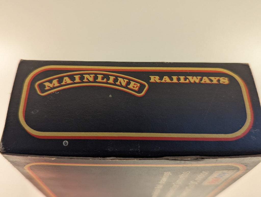 Mainline Rebuilt Patriot Class 7P "Illustrious" Steam Locomotive OOGauge - Boxed