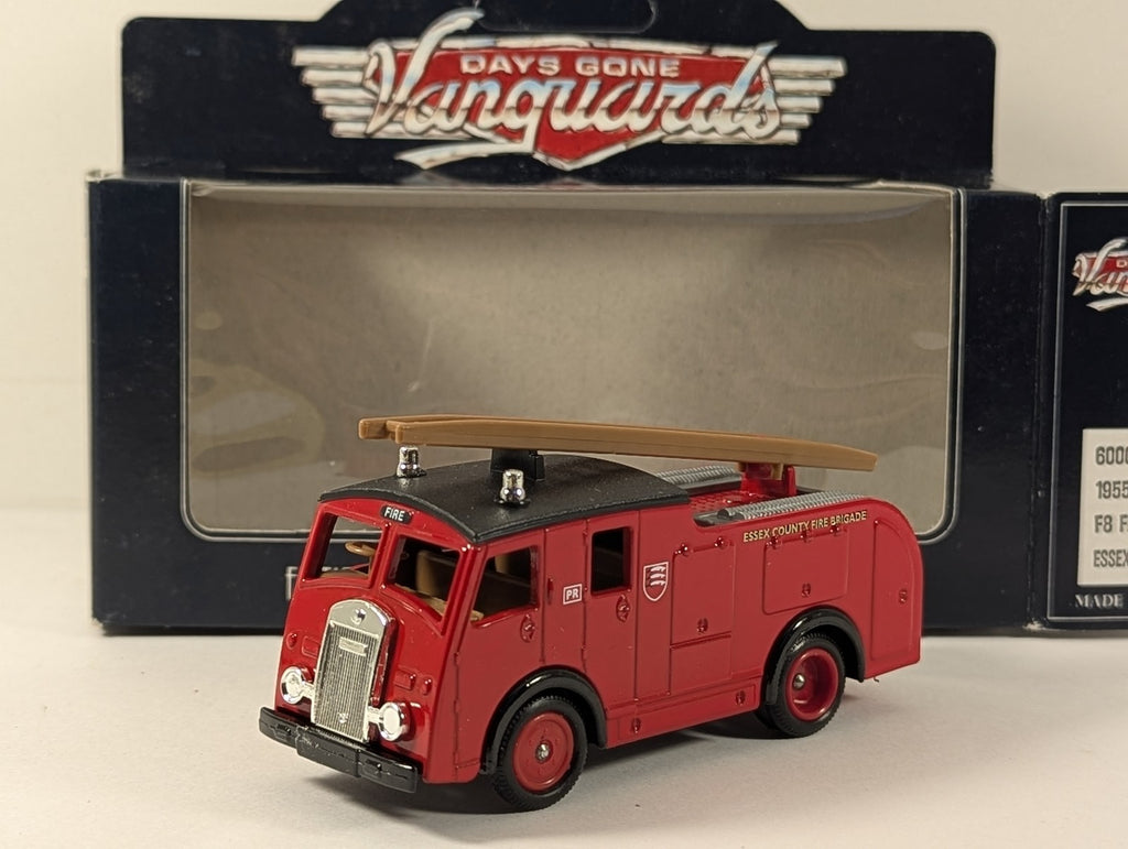 Vanguards 1:43 1955 Dennis F8 Fire Engine Die-cast Fire Engine