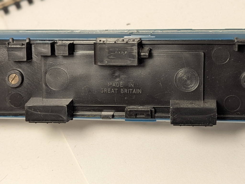 Hornby OO Gauge Coach M5120 BR Blue & Grey